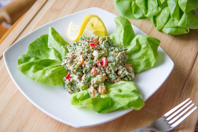 Mediterranean Kale & Quinoa Salad |www.LiveSimplyNatural.com