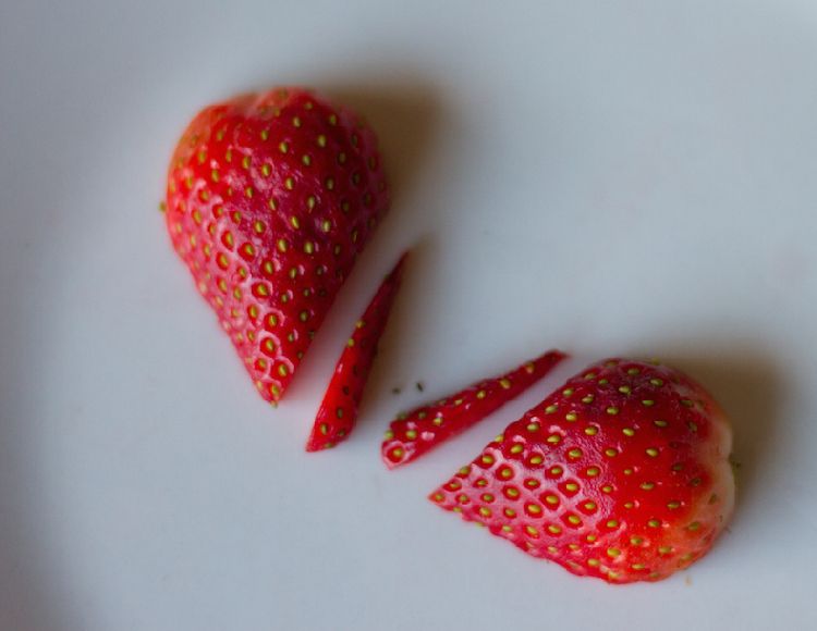 Raw Chocolate Dipped Strawberry Hearts